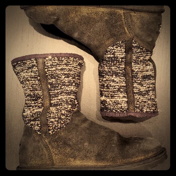 UGG Camaya Sequin Short Boots - Picture 1 of 5